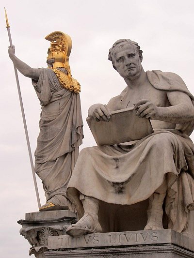 Livius-Statue vor dem Parlament in Wien